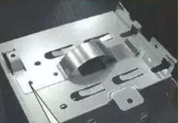 數(shù)控機(jī)床加工的可靠性究竟在那些方面？-鈑金加工珠海機(jī)箱機(jī)柜設(shè)備外殼激光切割中山銘偌金屬制品有限公司